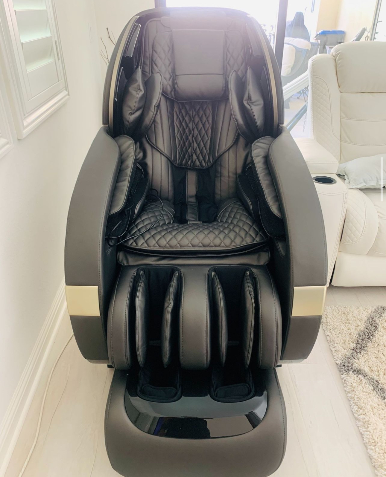 What Are the Basic Components of a Massage Chair? – Massage Chair Heaven