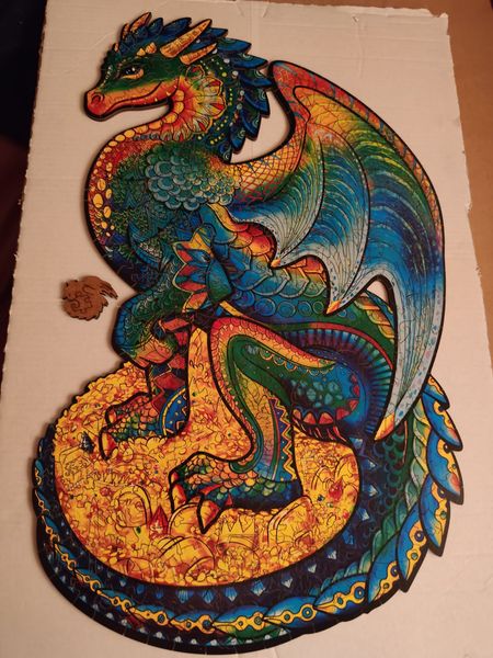 UNIDRAGON Puzzle in Legno 183 pz Guarding Dragon Medio 21x33 cm