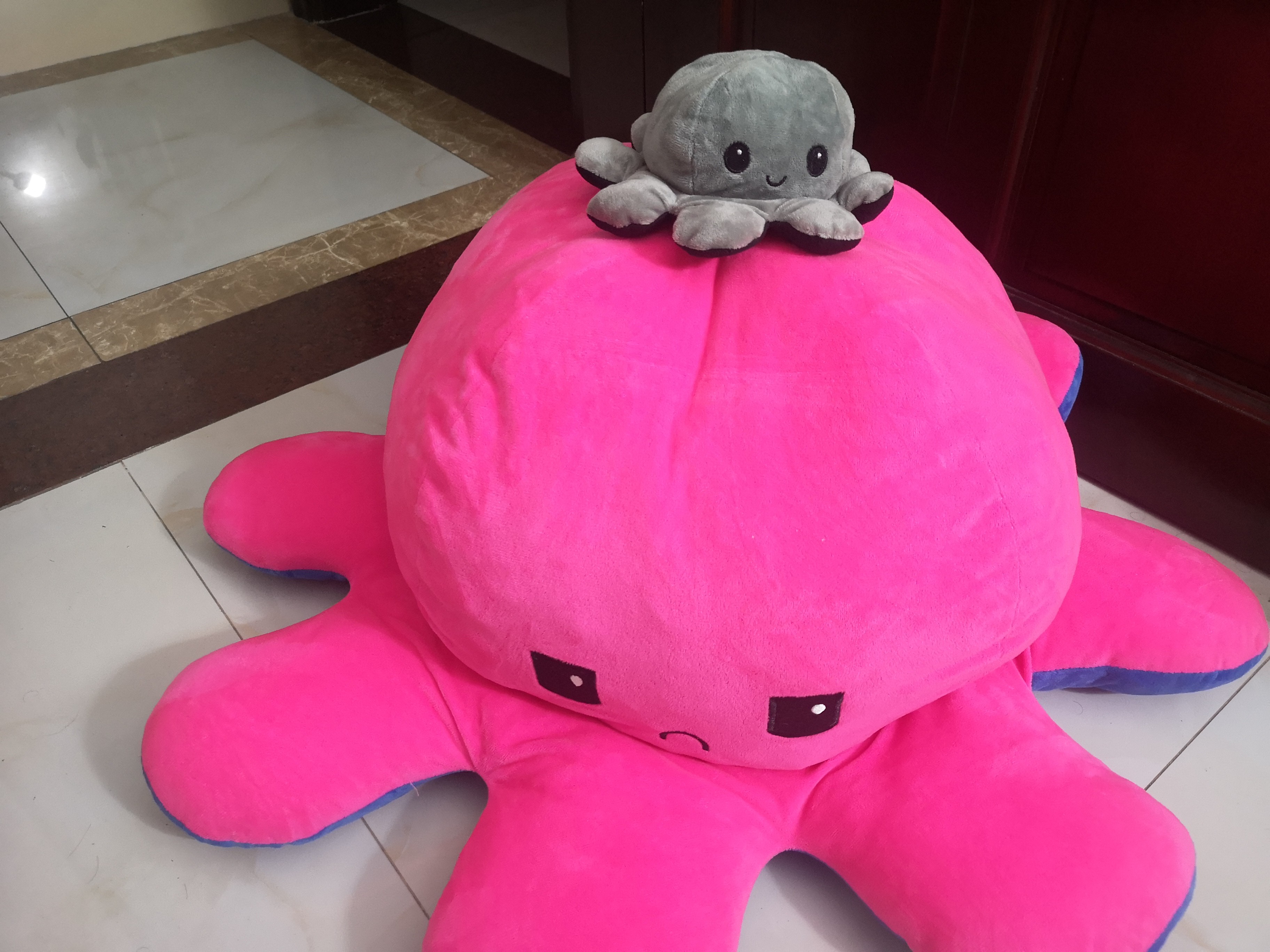 xxl giant reversible octopus