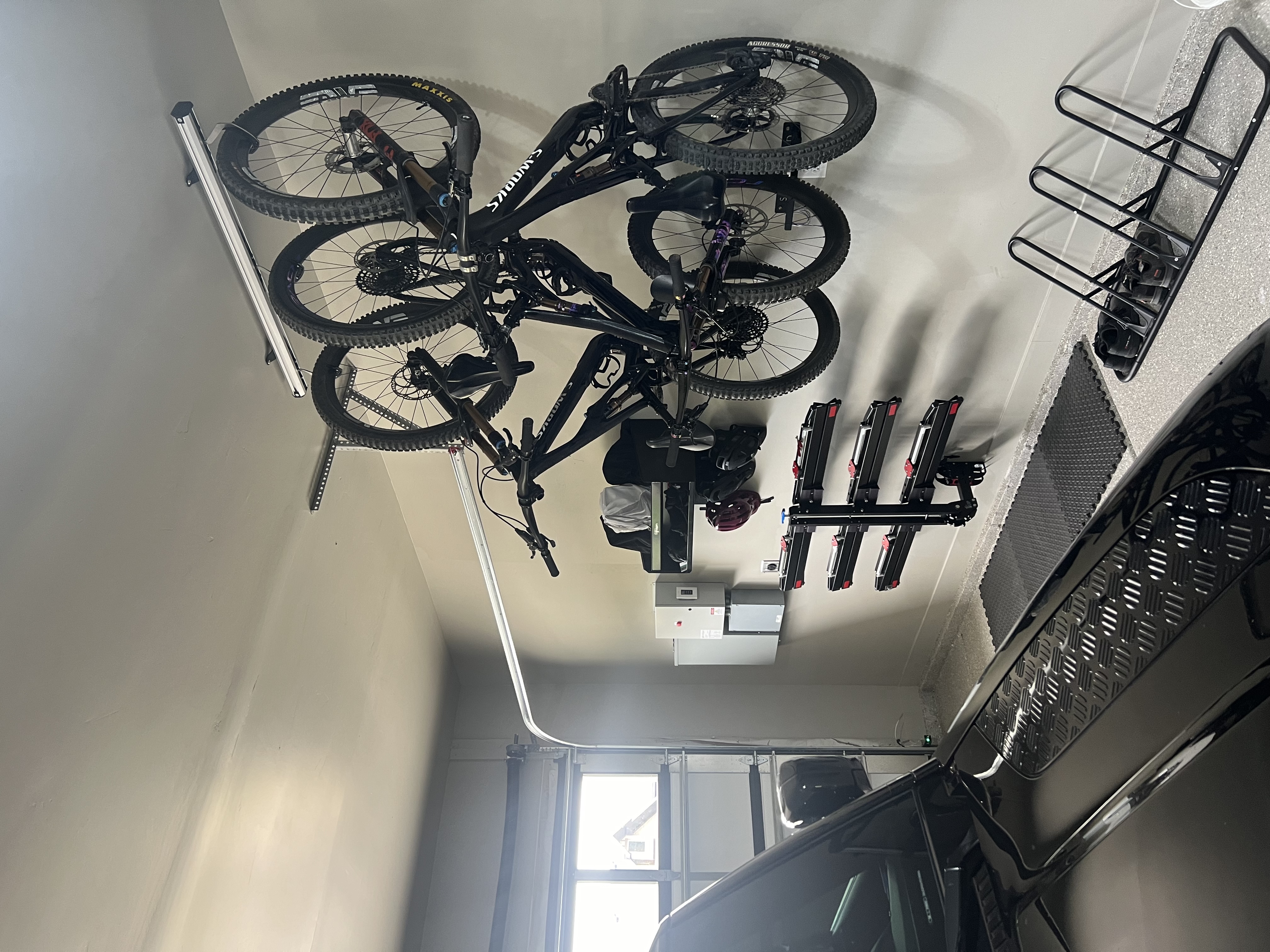 Brandon Biles's SpaceRail Ceiling Mounted install in Utah
