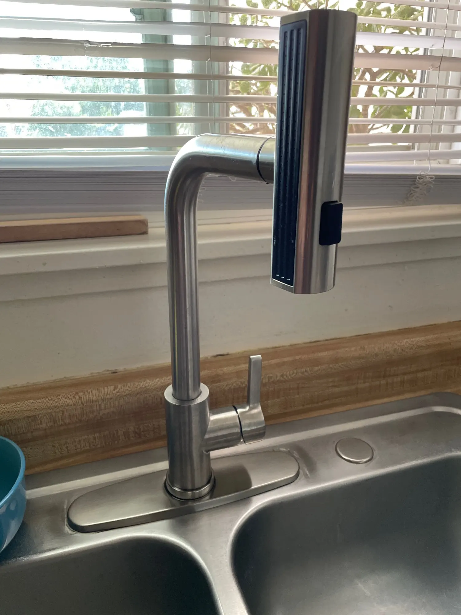 Recensione di Serena