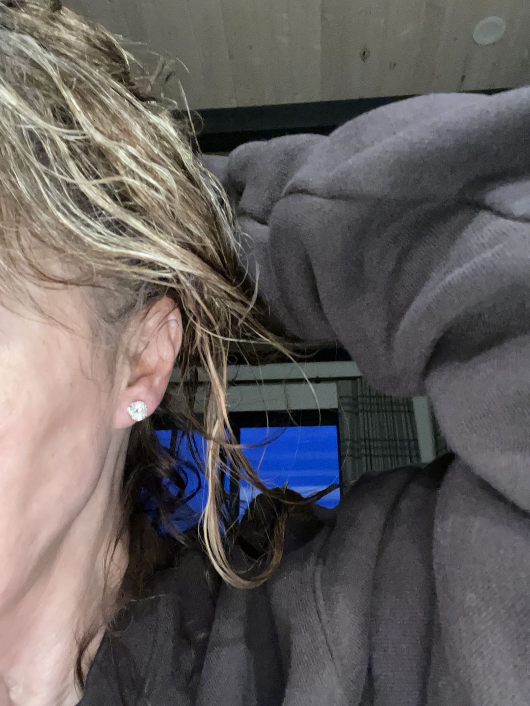  XIANNVXI Earring Backs For Droopy Ears