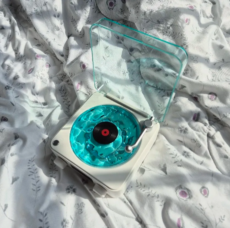 Aqua Vinyl Speaker